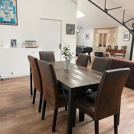 Loft Proche Centre Ville Hotes Habitant A L Etage Laval  Kültér fotó