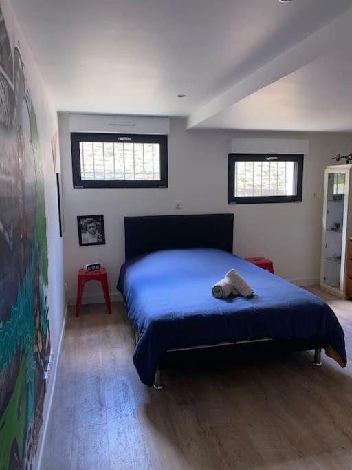 Loft Proche Centre Ville Hotes Habitant A L Etage Laval  Kültér fotó